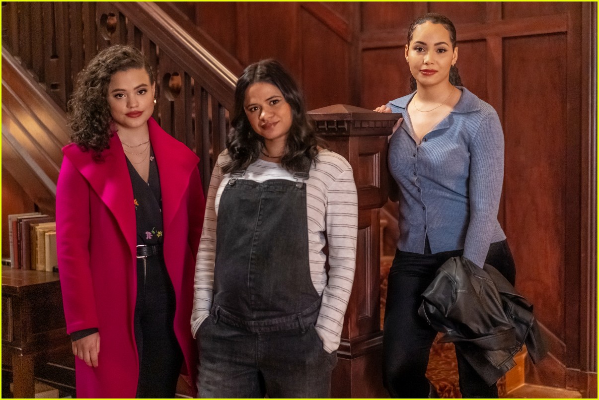 charmed is losing this lead actress after three seasons read her statement 02
