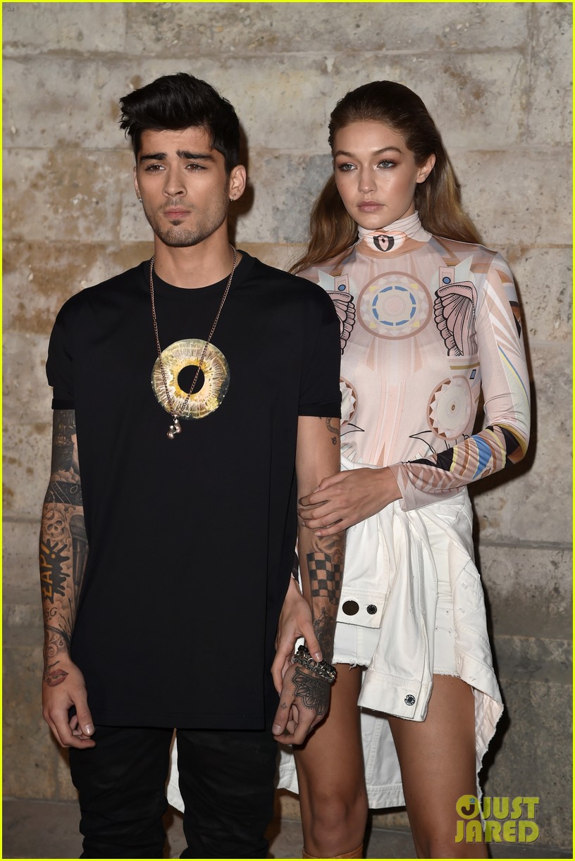 gigi hadid asks fans press to not share khais face as she gets older 18