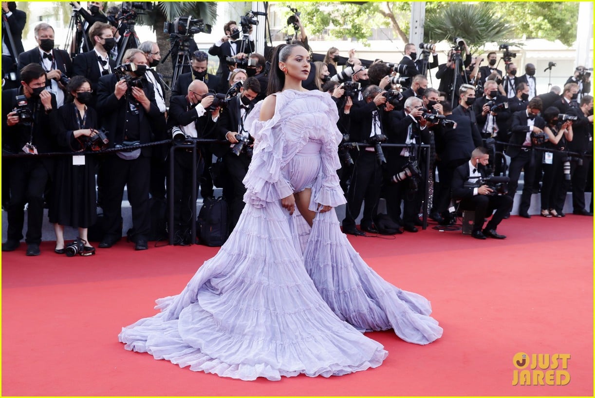 kat graham amelie zilber close out cannes film festival 2021 with loreal 07