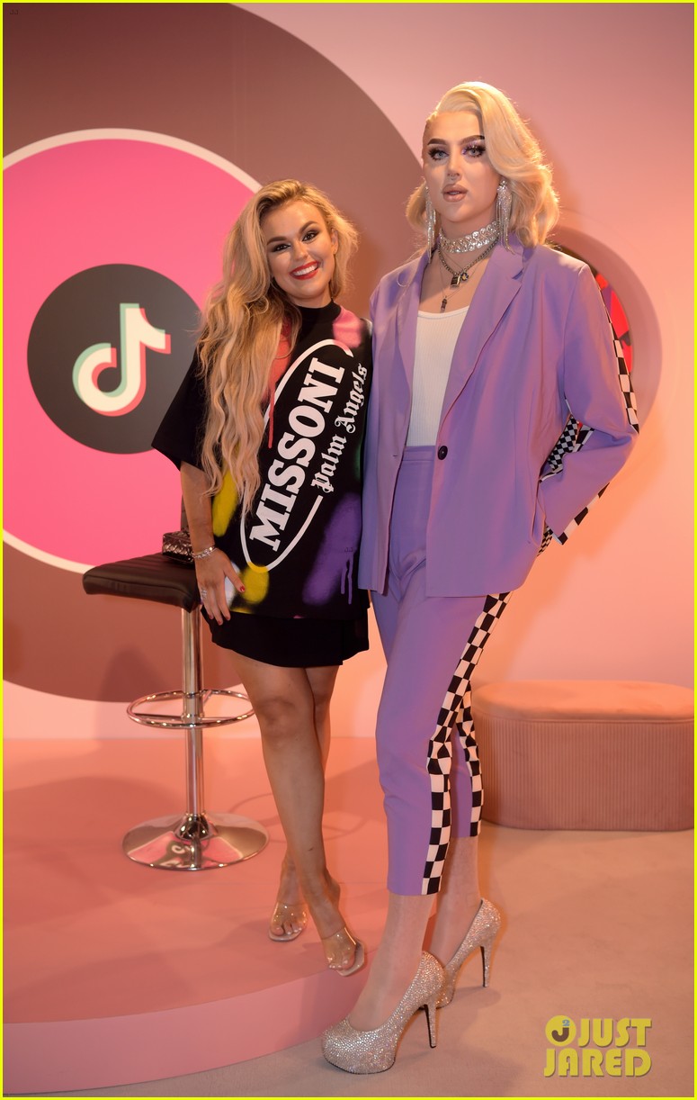 tallia storm visits tiktok for you house in london 05