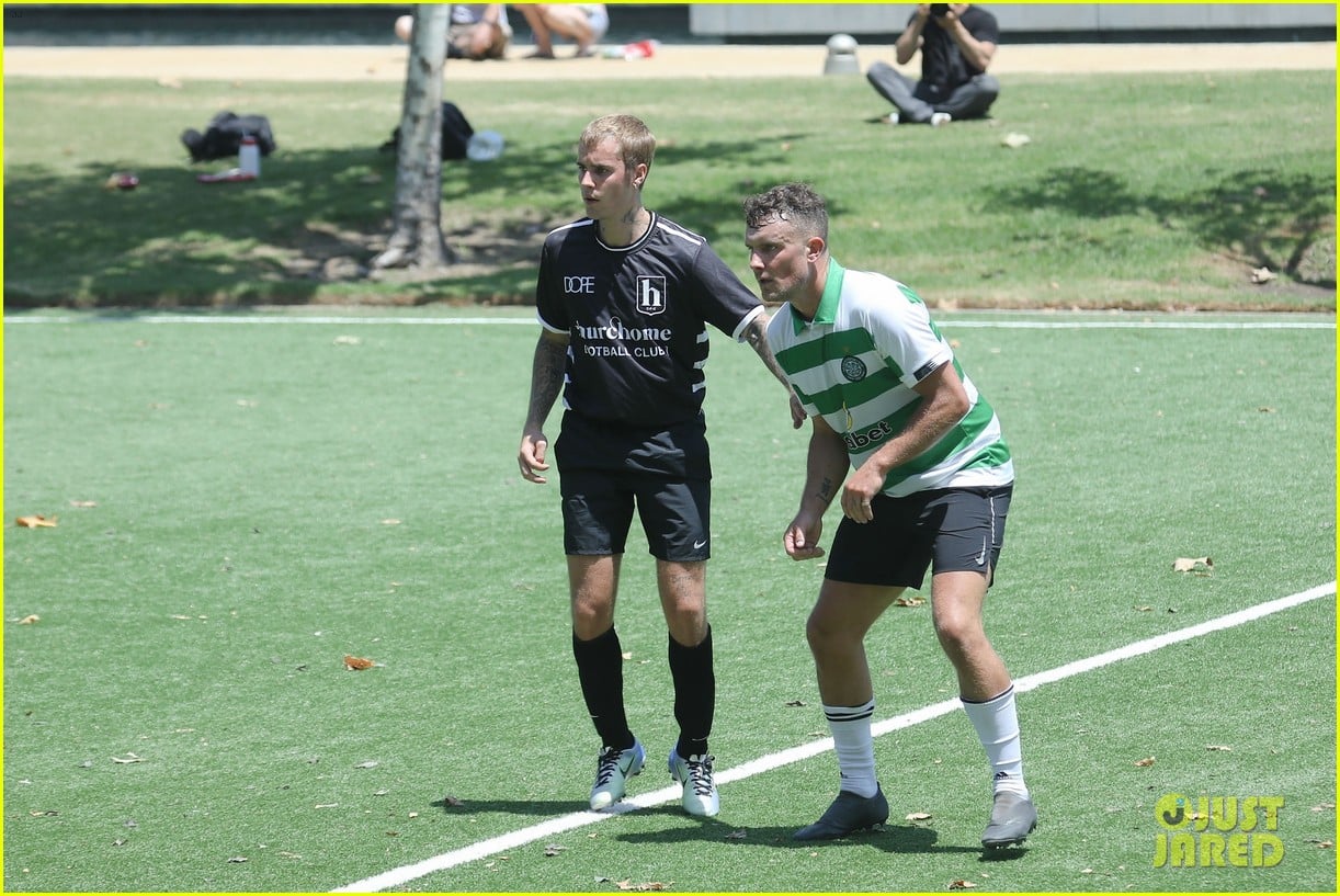 justin bieber plays soccer with friends 16