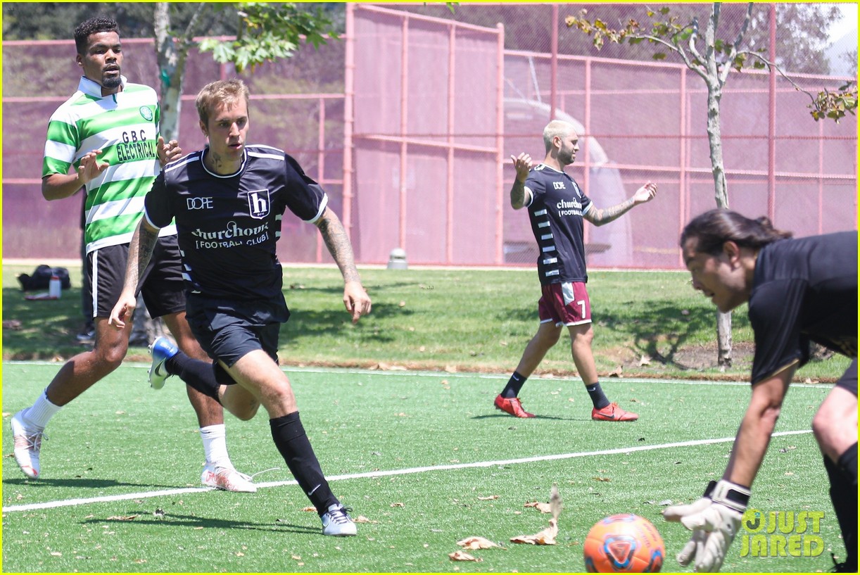 justin bieber plays soccer with friends 57