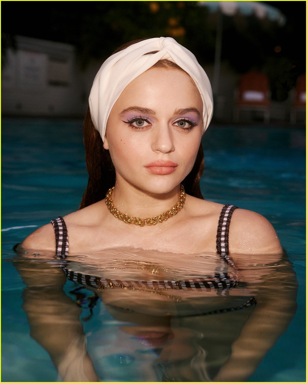 joey king reveals what makes her much more relaxed 02
