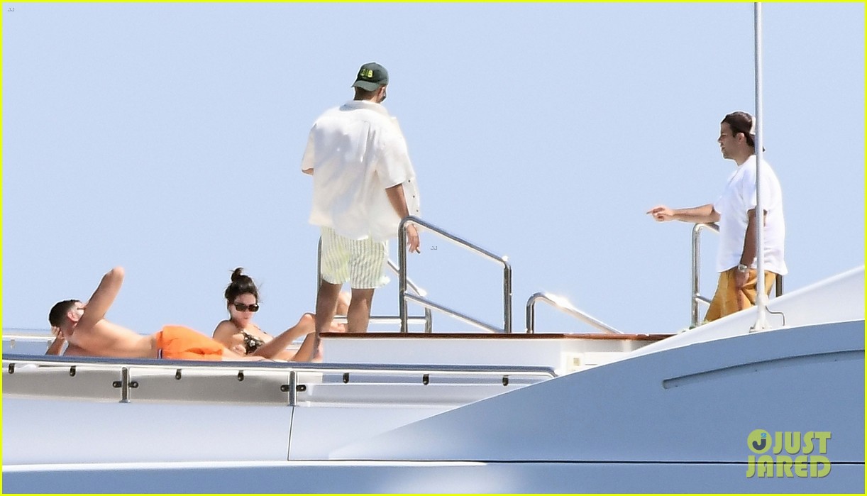 kendall jenner devin booker yacht day 19