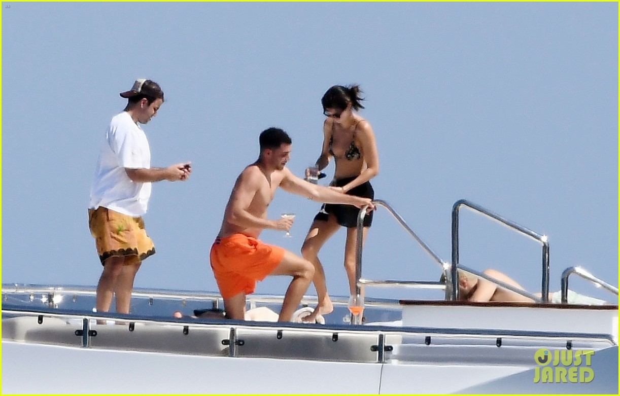 kendall jenner devin booker yacht day 39