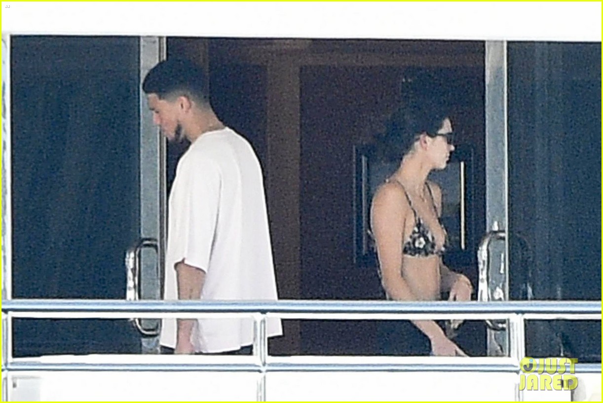 kendall jenner devin booker yacht day 69