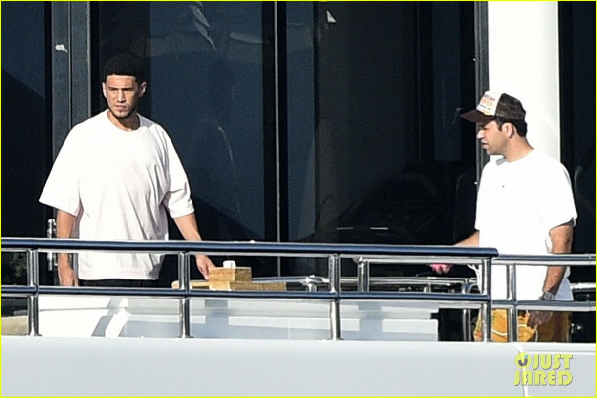 kendall jenner devin booker yacht day 73