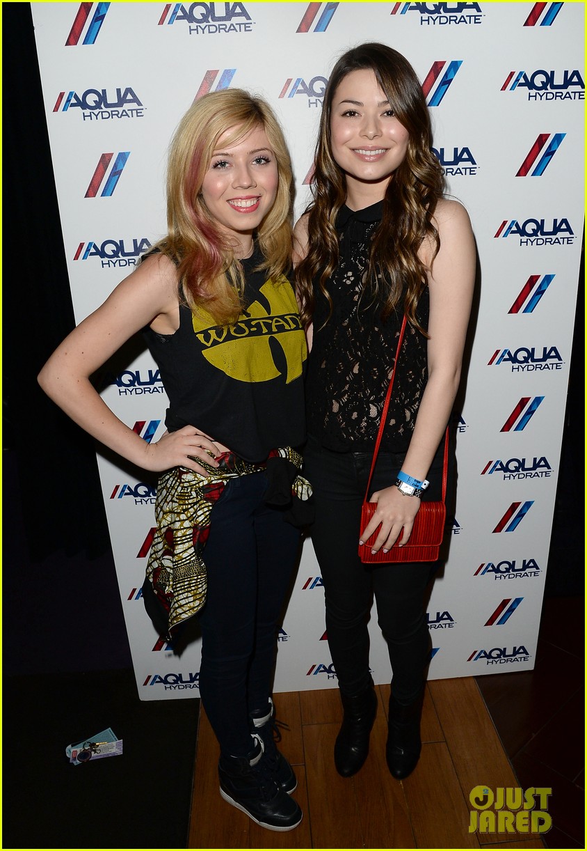 miranda cosgrove would love to know what jeannette mccurdy thinks of icarly 04