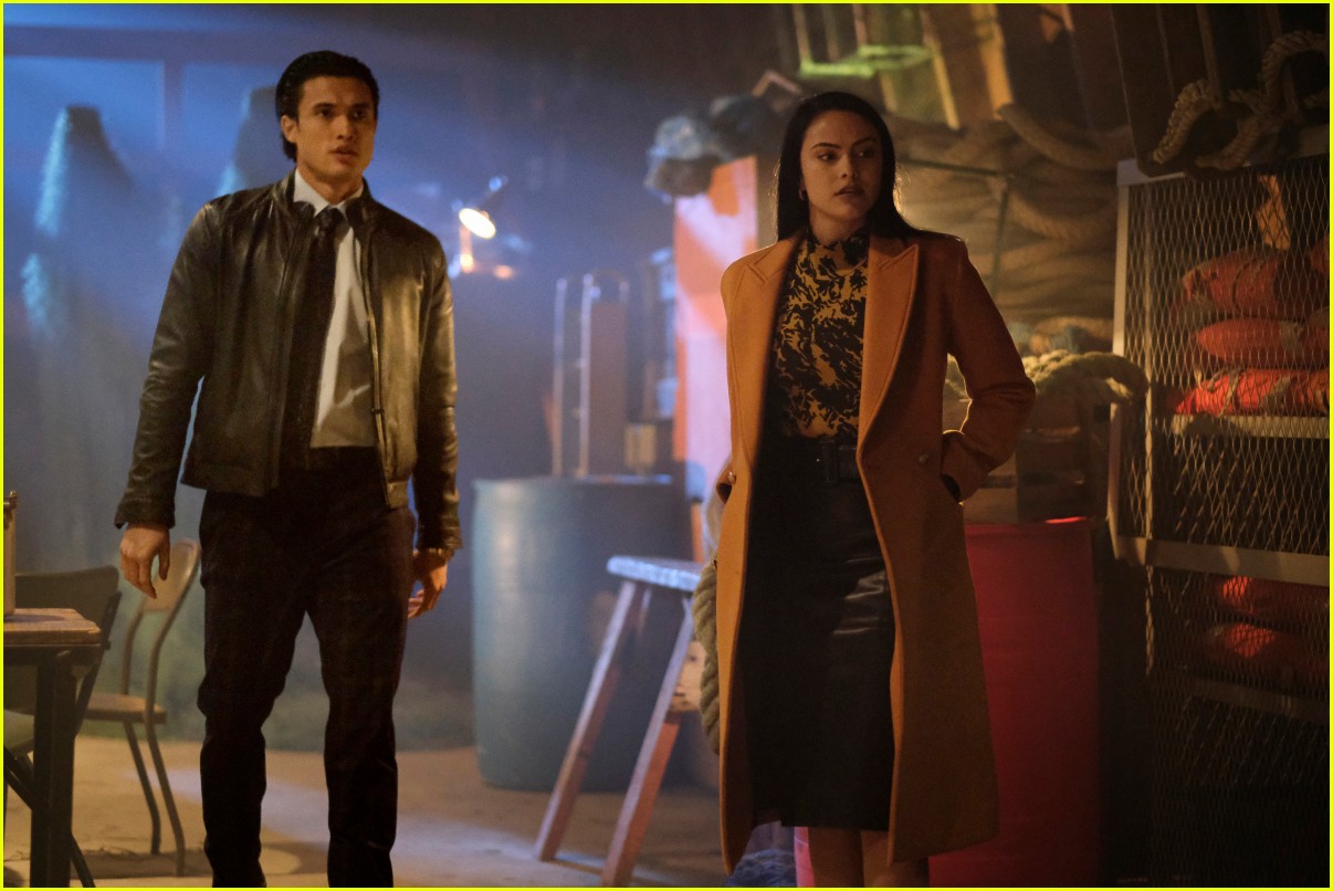 riverdale season five returns with new episodes tonight 03