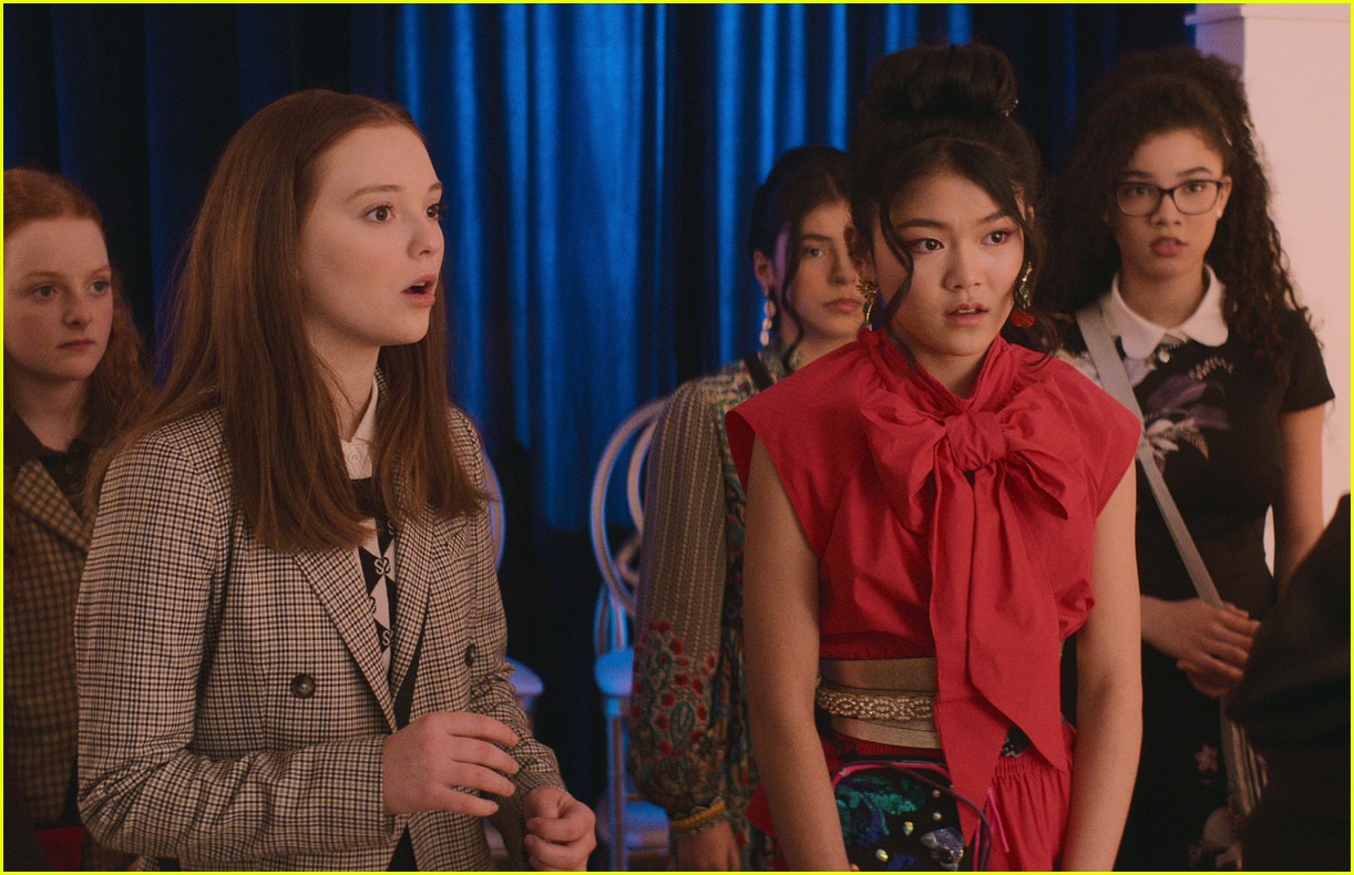 the baby sitters club season two gets new trailer watch now 13