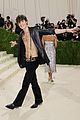 shawn mendes goes shirtless for met gala 2021 with camila cabello 08