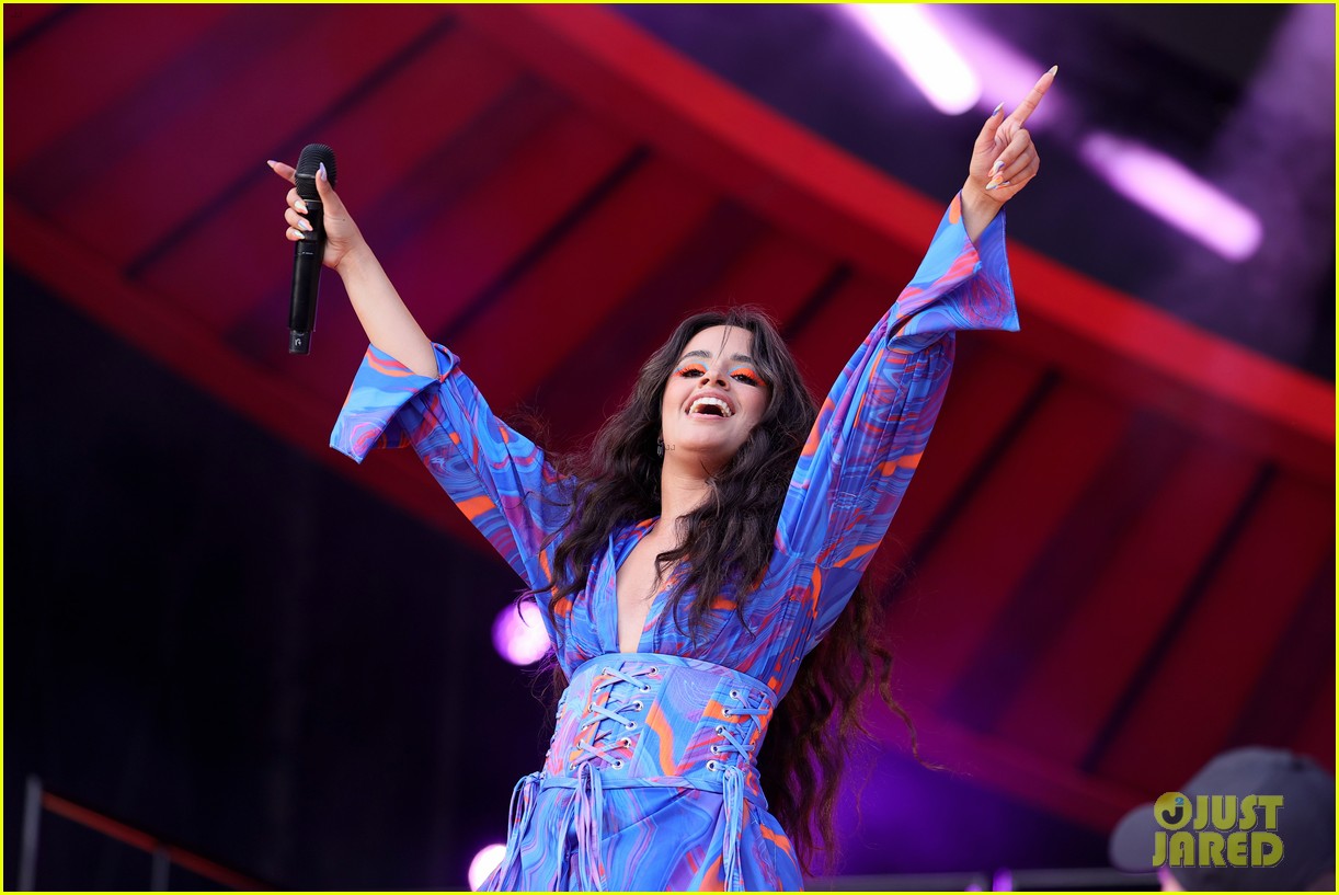 camila cabello just made history with hit song havana 02