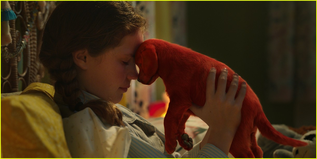 darby camp izaac wang star in new clifford the big red dog trailer 01