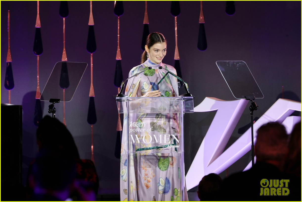 lorde honored by hunter schafer atpower of women event 20