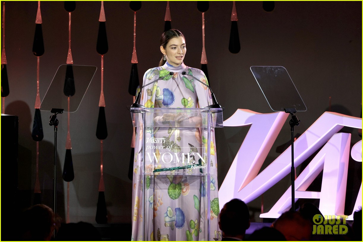 lorde honored by hunter schafer atpower of women event 29