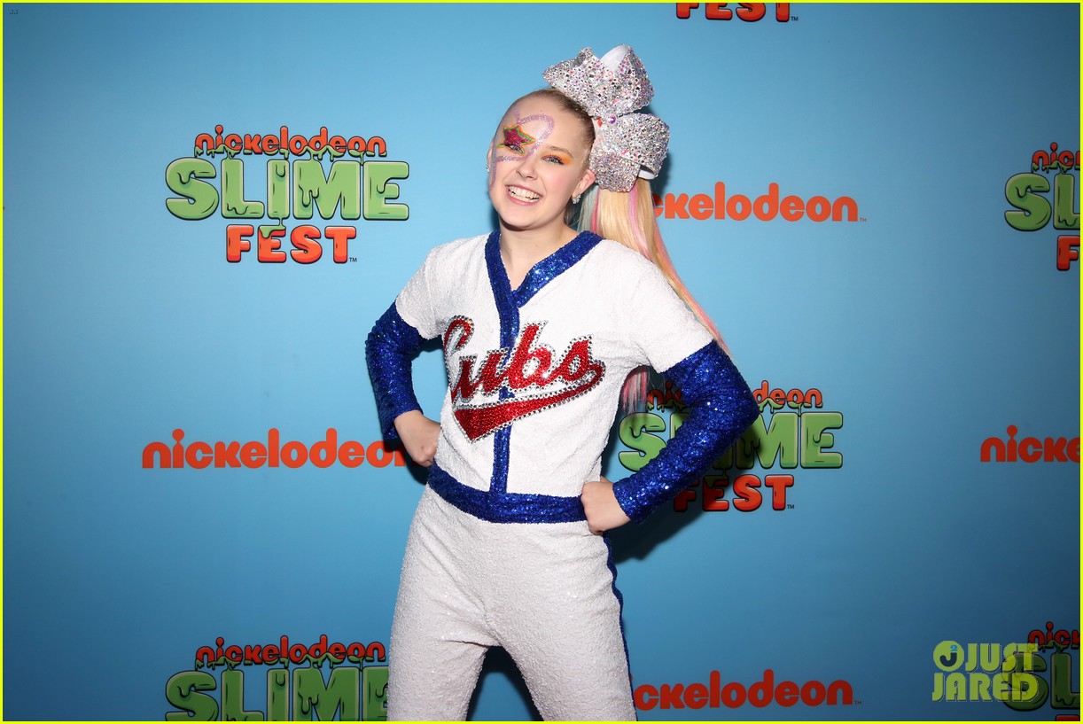 jojo siwa says her iconic bows are on a long vacation 09
