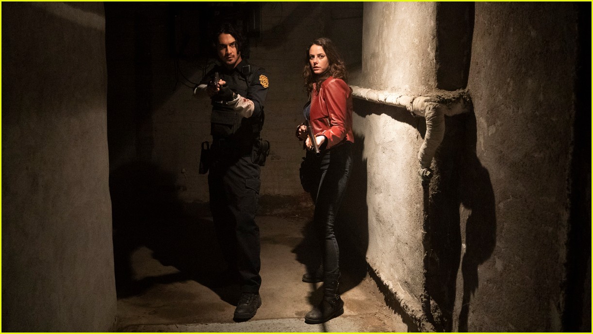 kaya scodelario robbie amell more star in resident evil welcome to raccoon city trailer 04