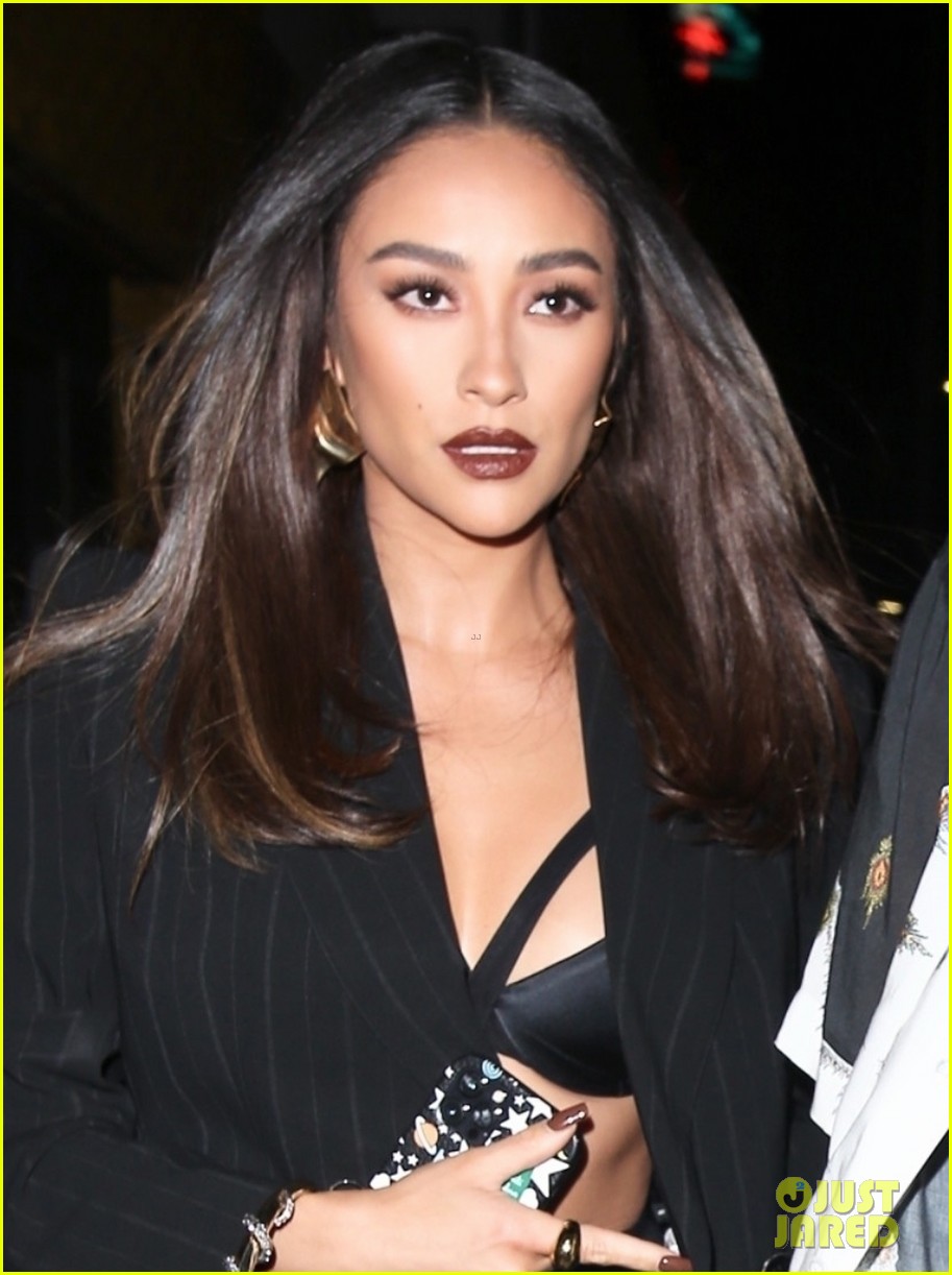 shay mitchell matte babel step out for drakes birthday party 02