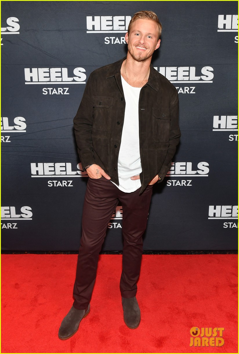 stephen amell alexander ludwig pose with younger selves at heels finale screening 07