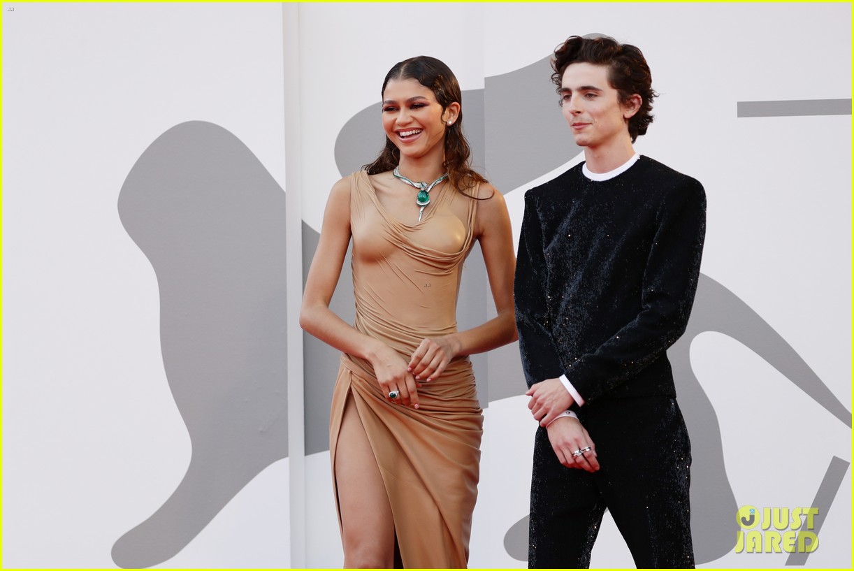 zendaya was nervous about her dune chemistry read with timothee chalamet 04