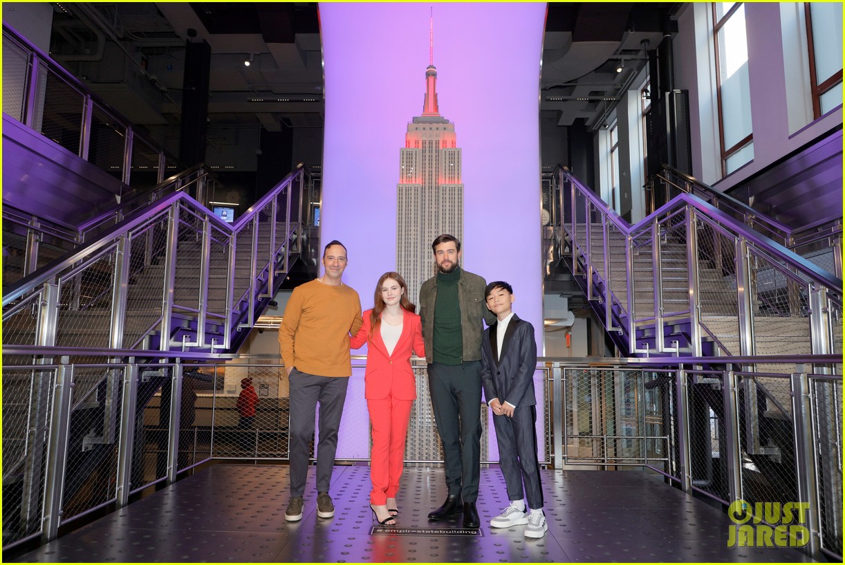 darby camp and clifford costars light the empire state building red 07