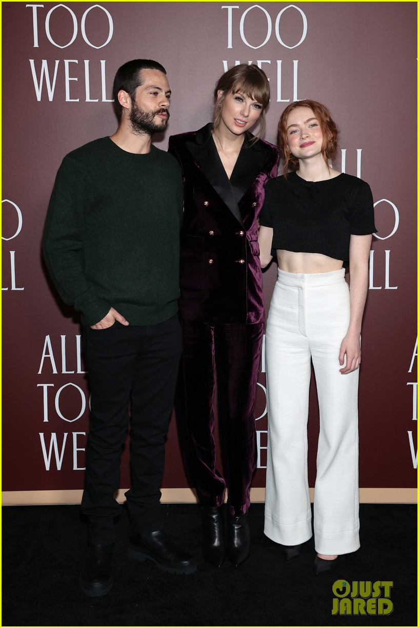 dylan obrien sadie sink join taylor swift at all too well premiere 02