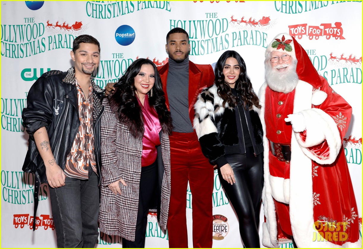 emeraude toubia mark indelicato rome flynn ride in hollywood christmas parade 01
