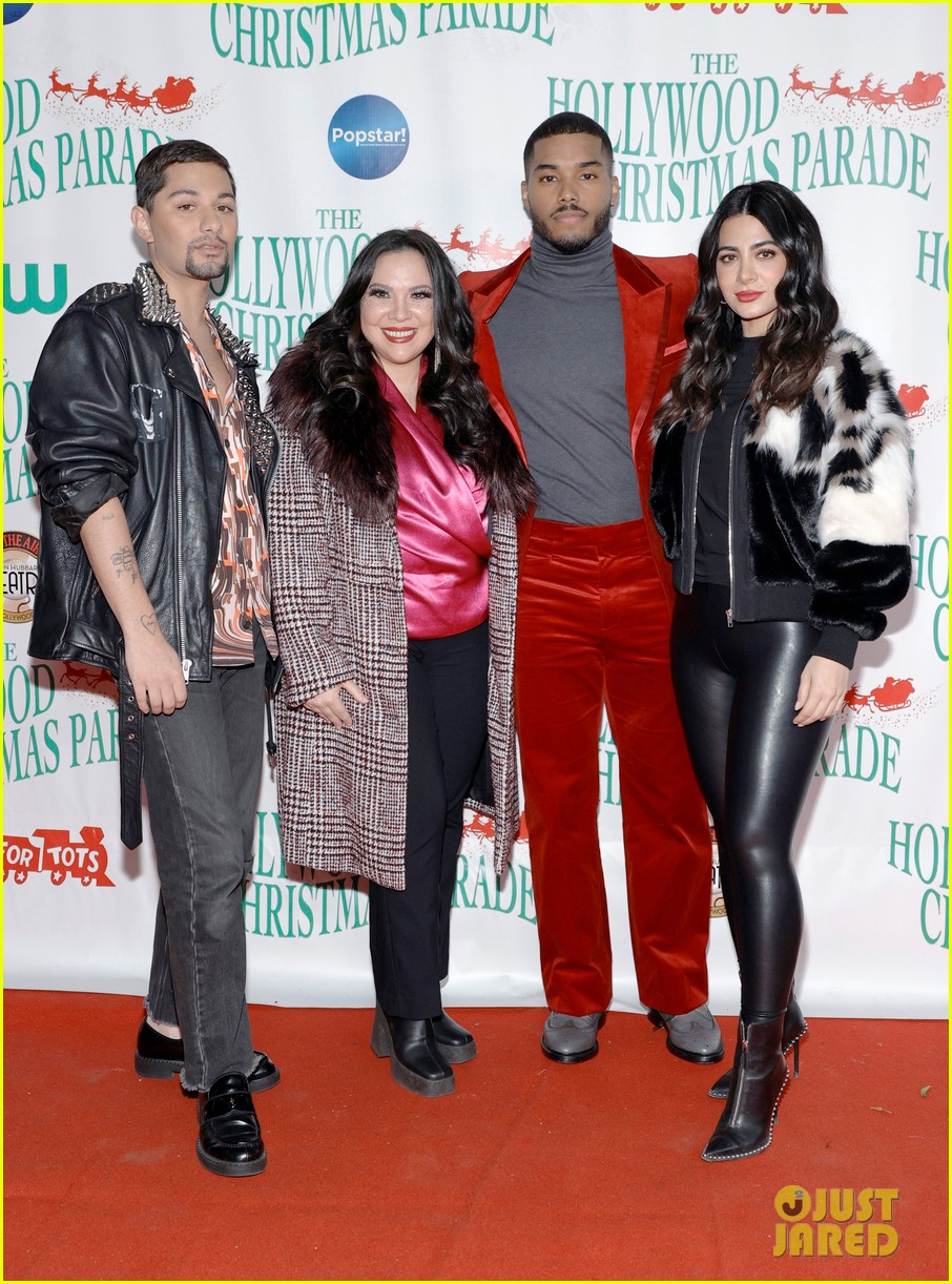 emeraude toubia mark indelicato rome flynn ride in hollywood christmas parade 03