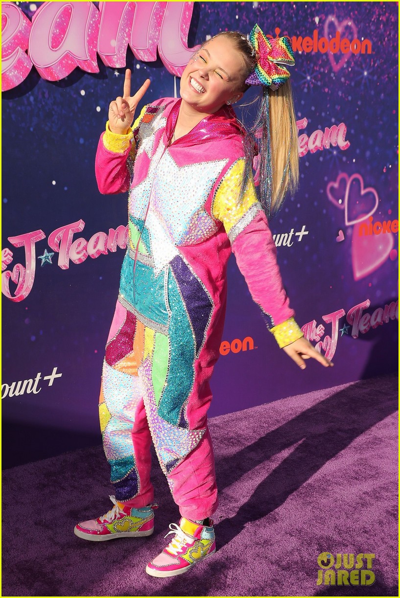 jojo siwa says this is her transition out of child stardom 05