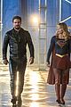 stephen amell sends his love to supergirl cast ahead of series finale 04