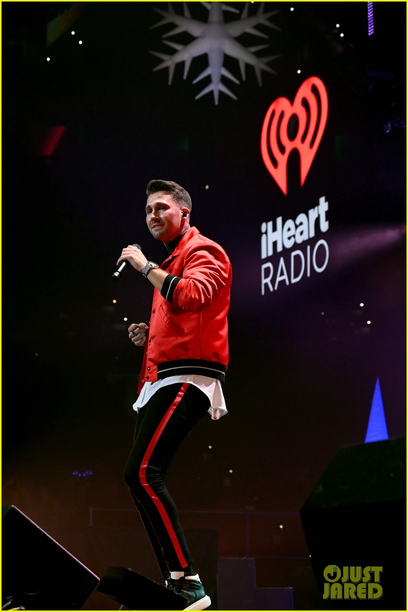 big time rush hit the stage for first show together in years at jingle ball 13