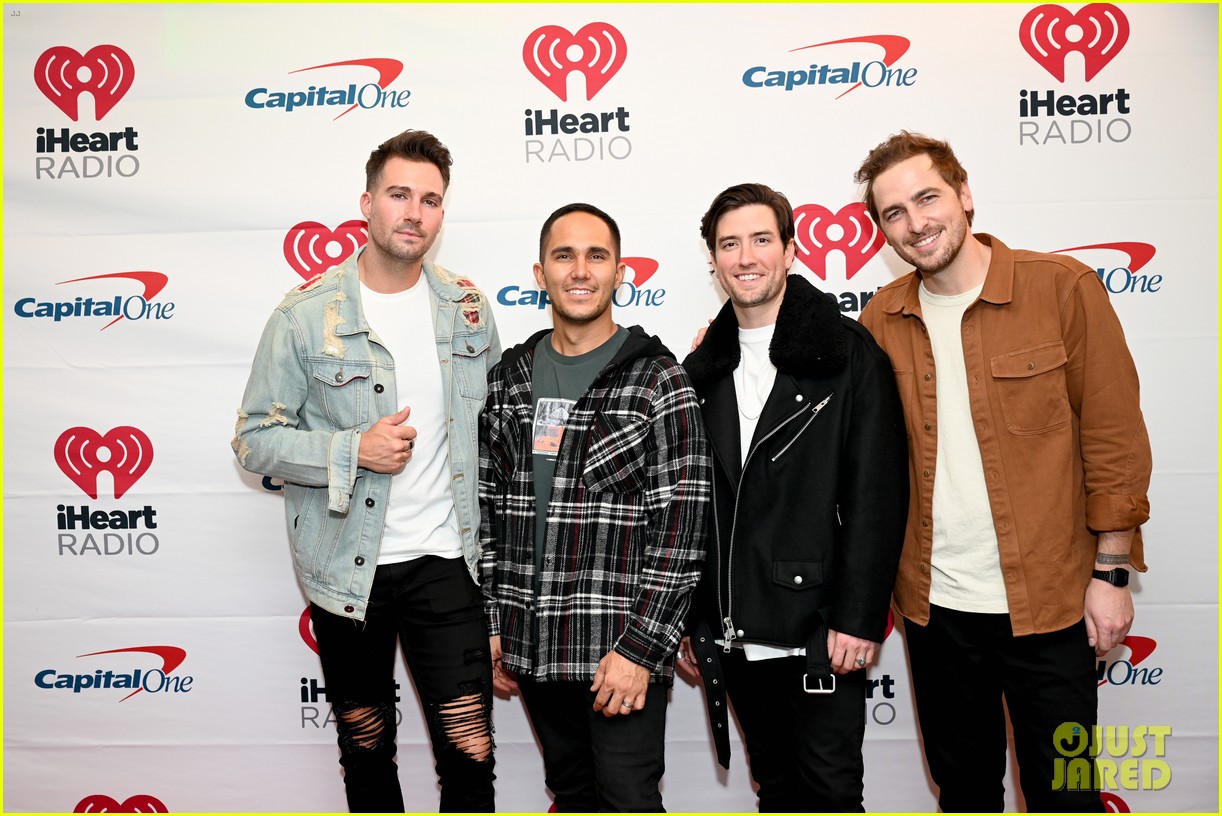 big time rush hit the stage for first show together in years at jingle ball 22
