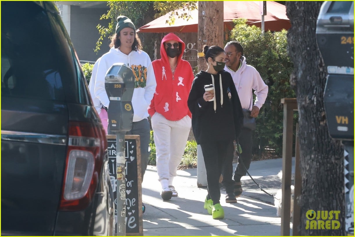 vanessa hudgens cole tucker meet up with friends for post christmas lunch 28
