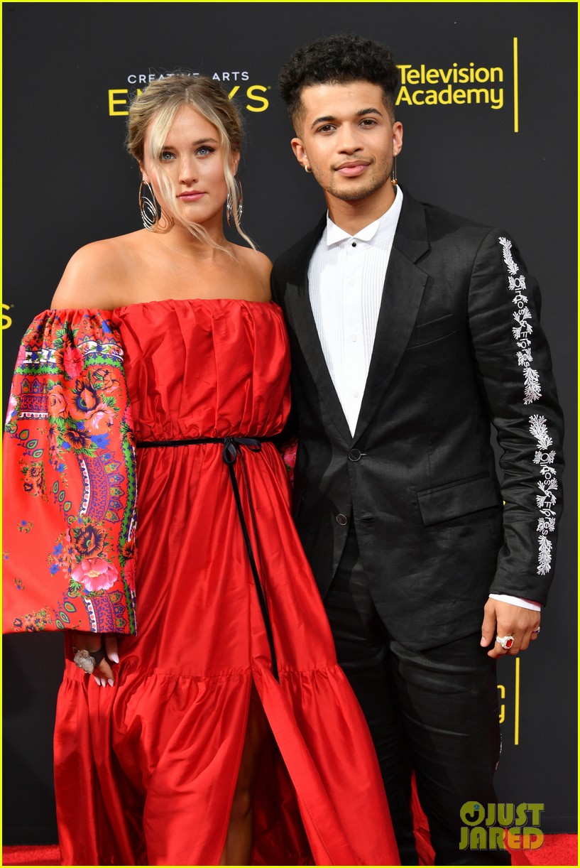 jordan fisher ellie announce baby on the way 02
