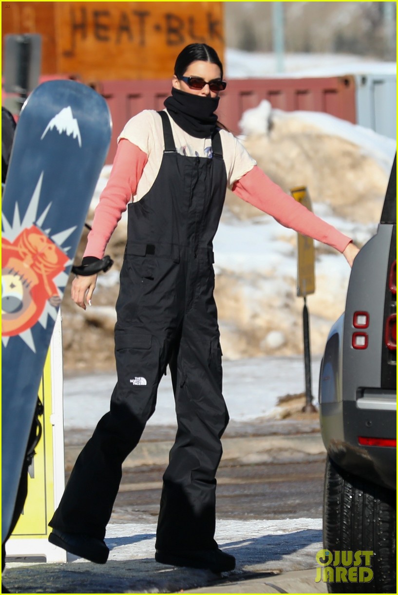 kendall jenner solo ski day 13