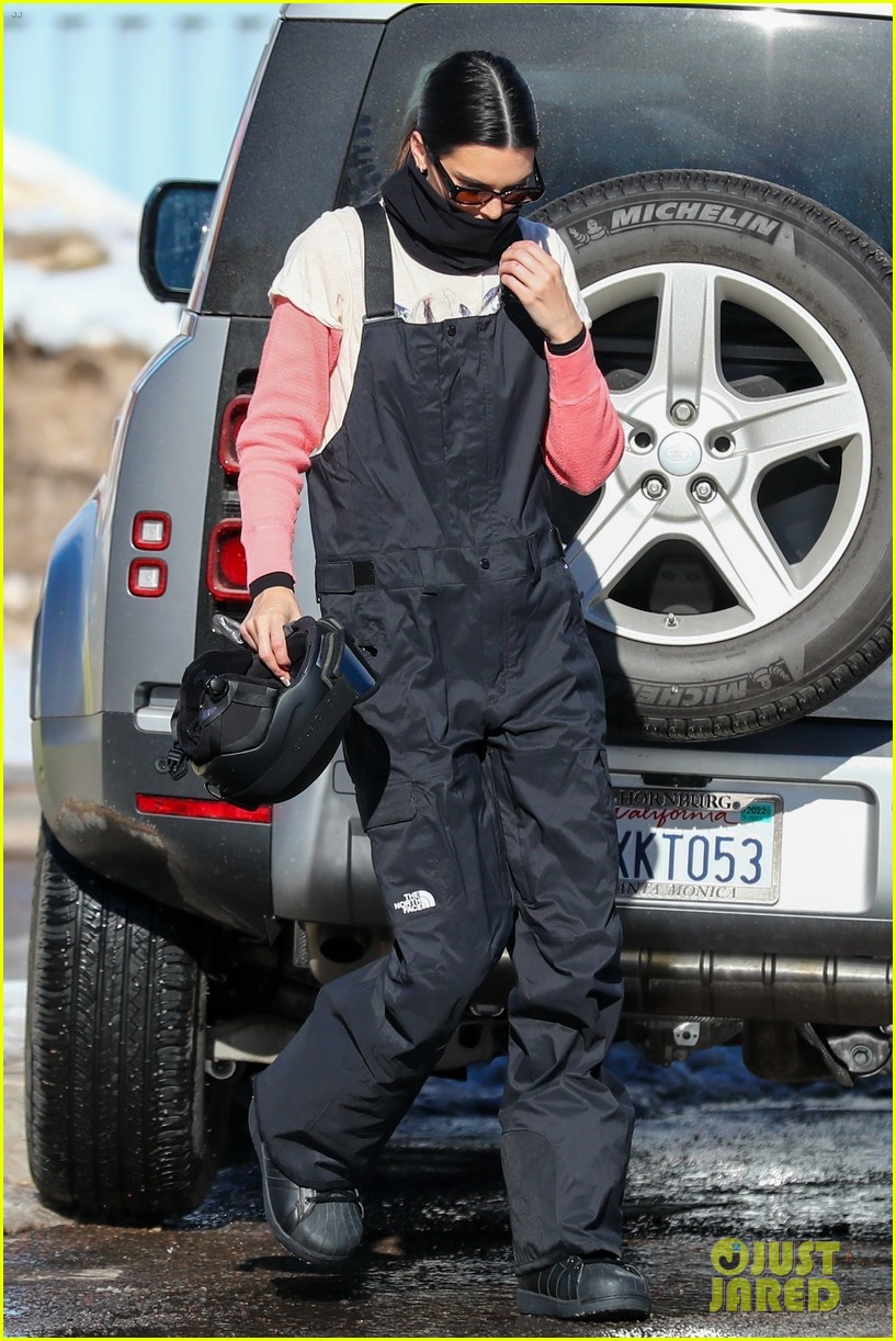 kendall jenner solo ski day 18