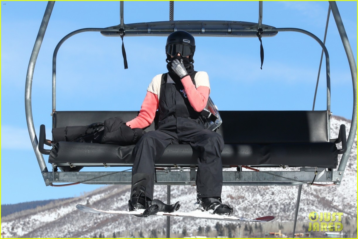 kendall jenner solo ski day 53