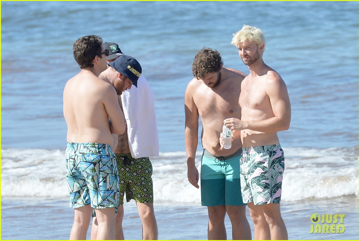 patrick schwarzenegger shows off fit physique in hawaii 14