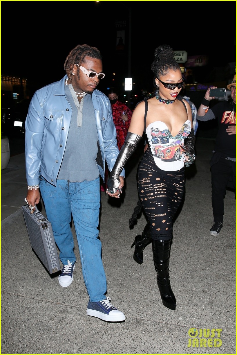 Chloe Bailey Holds Hands With Gunna Basically Confirming Dating Rumors Photo 1338002 Photo 0152