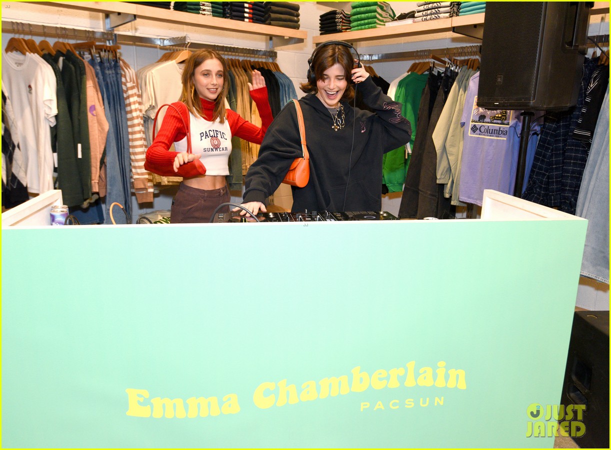 emma chamberlain hops behind the dj booth at pacsun party 15