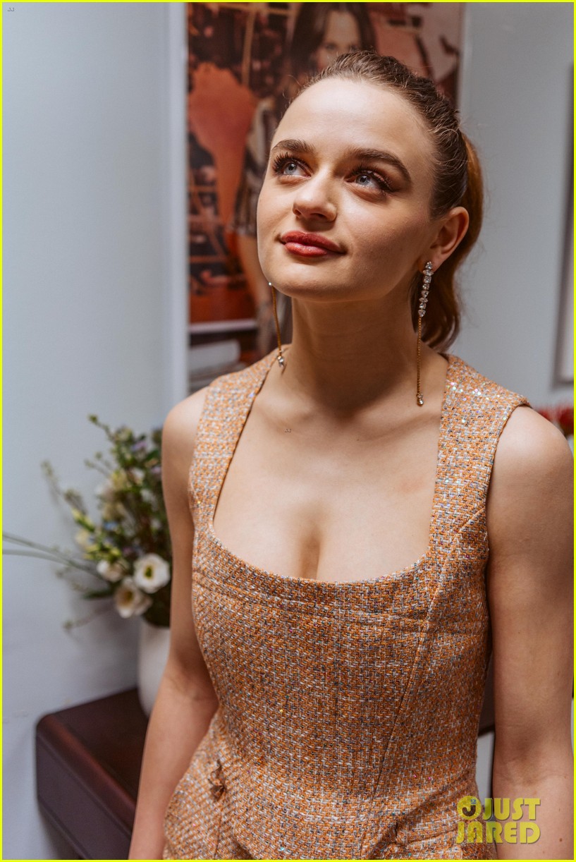 joey king in new york with steven piet 12.