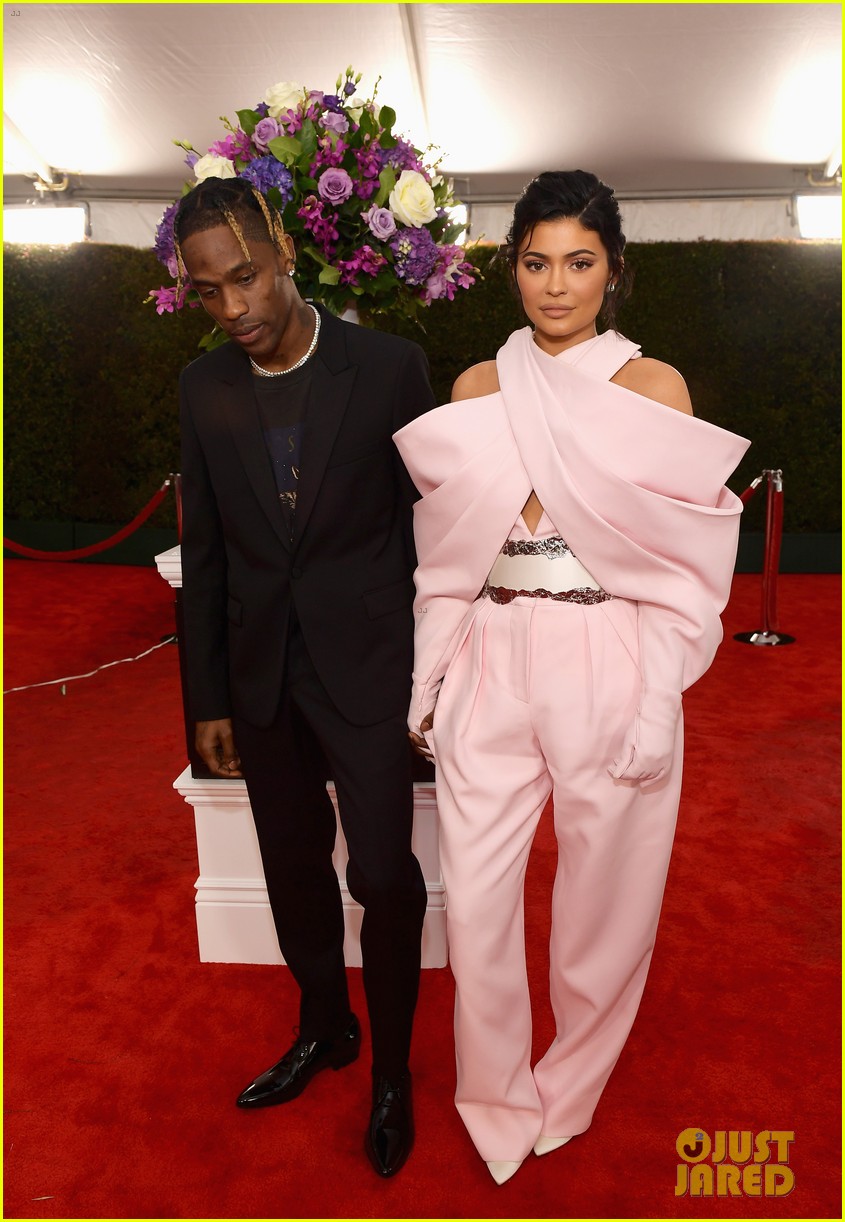 kylie jenner and travis scott welcome second child 17