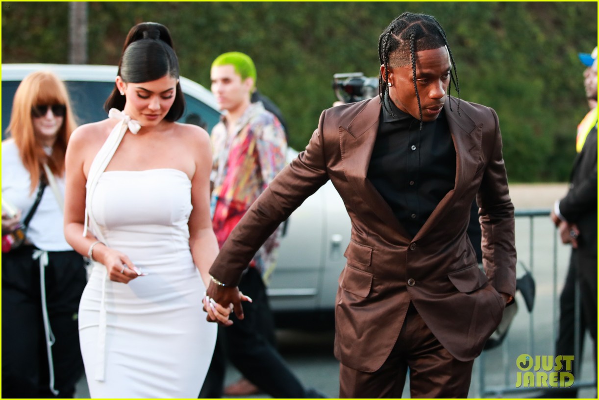 kylie jenner and travis scott welcome second child 32
