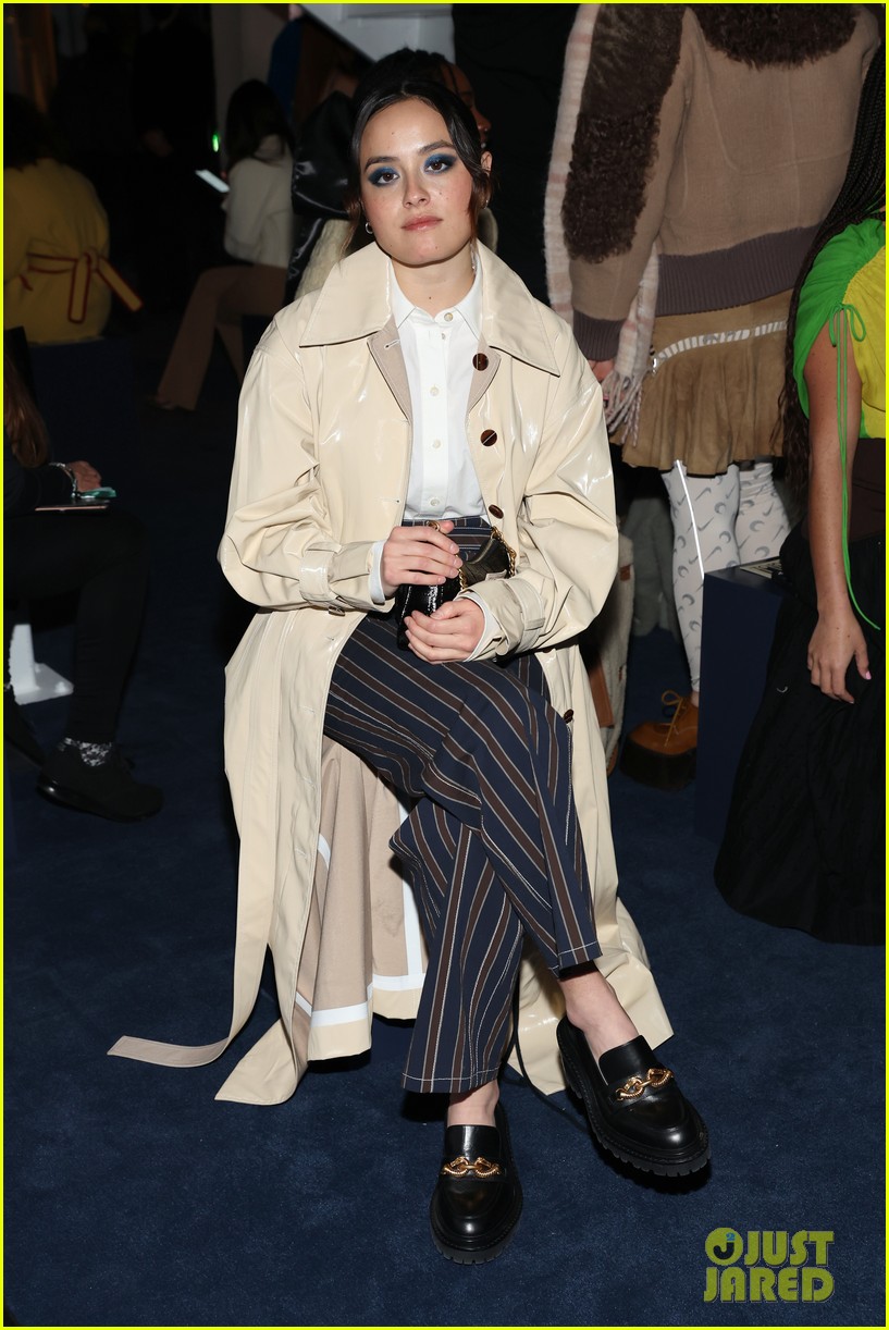 madelaine petsch chase sui wonders sit front row at tory burch 08