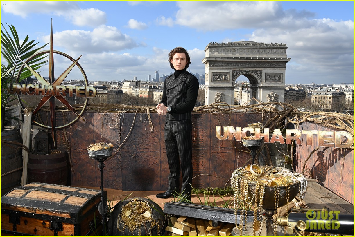 tom holland fashion game on point for uncharted press in paris 06