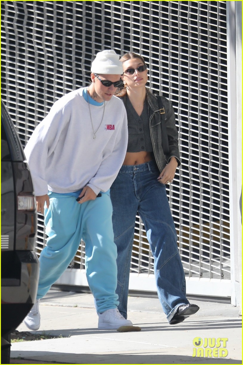 hailey bieber steps out with justin bieber after recent hospitalization 32