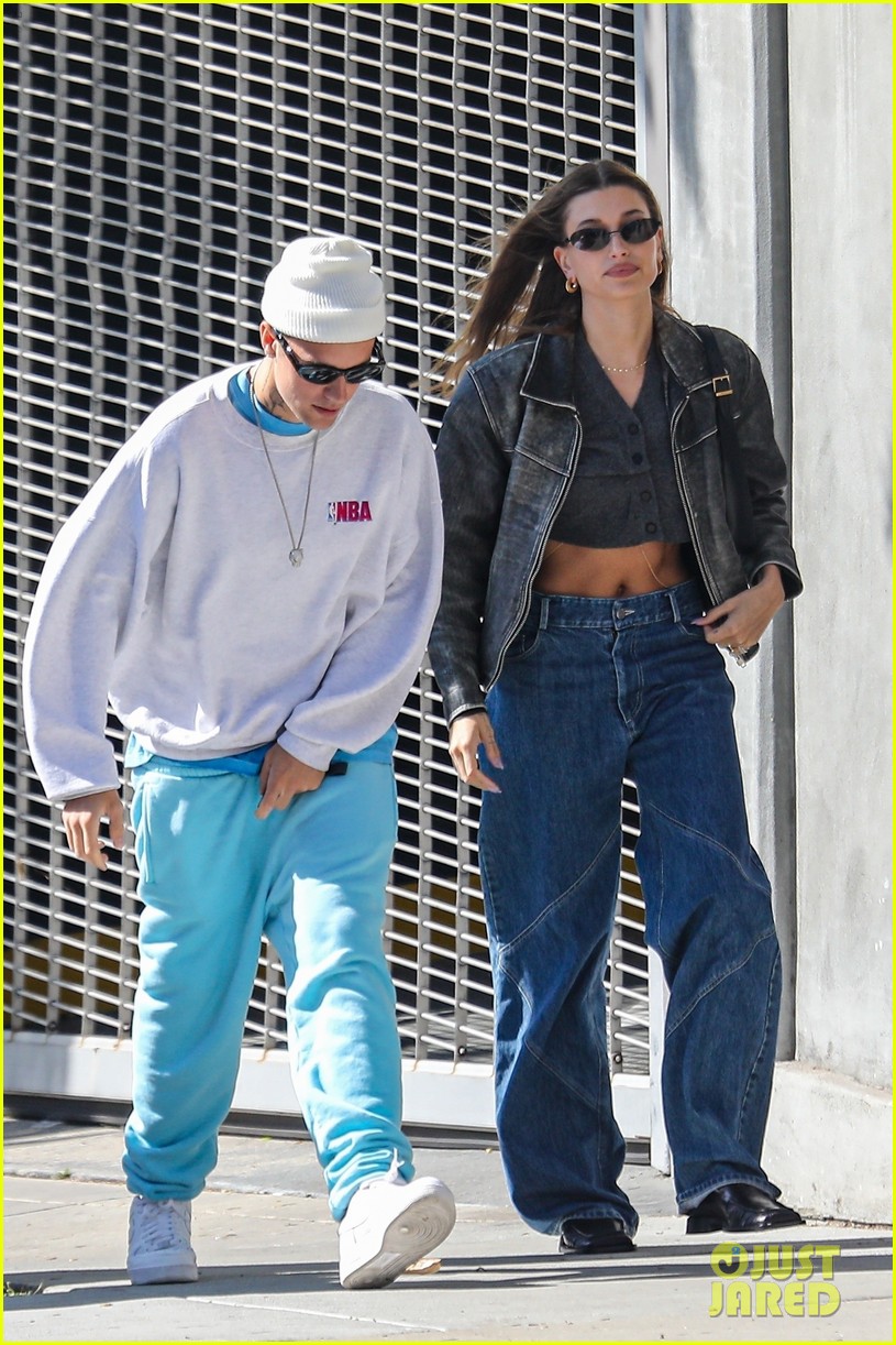 hailey bieber steps out with justin bieber after recent hospitalization 38