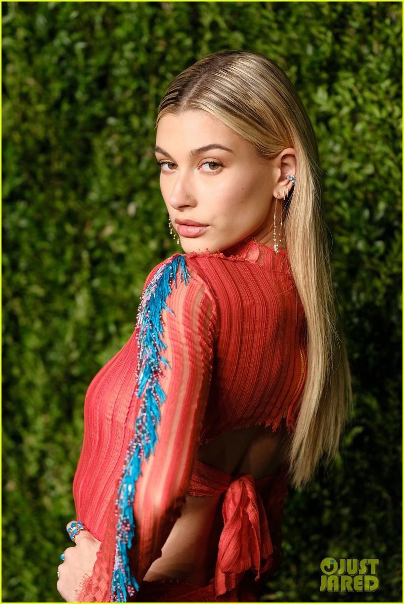 hailey bieber hospitalized with brain issues 06