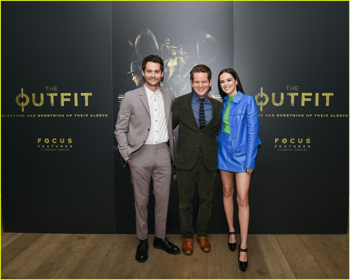 dylan obrien zoey deutch attend the outfit screening nyc 10