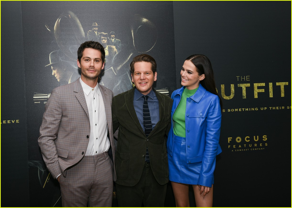 dylan obrien zoey deutch attend the outfit screening nyc 11
